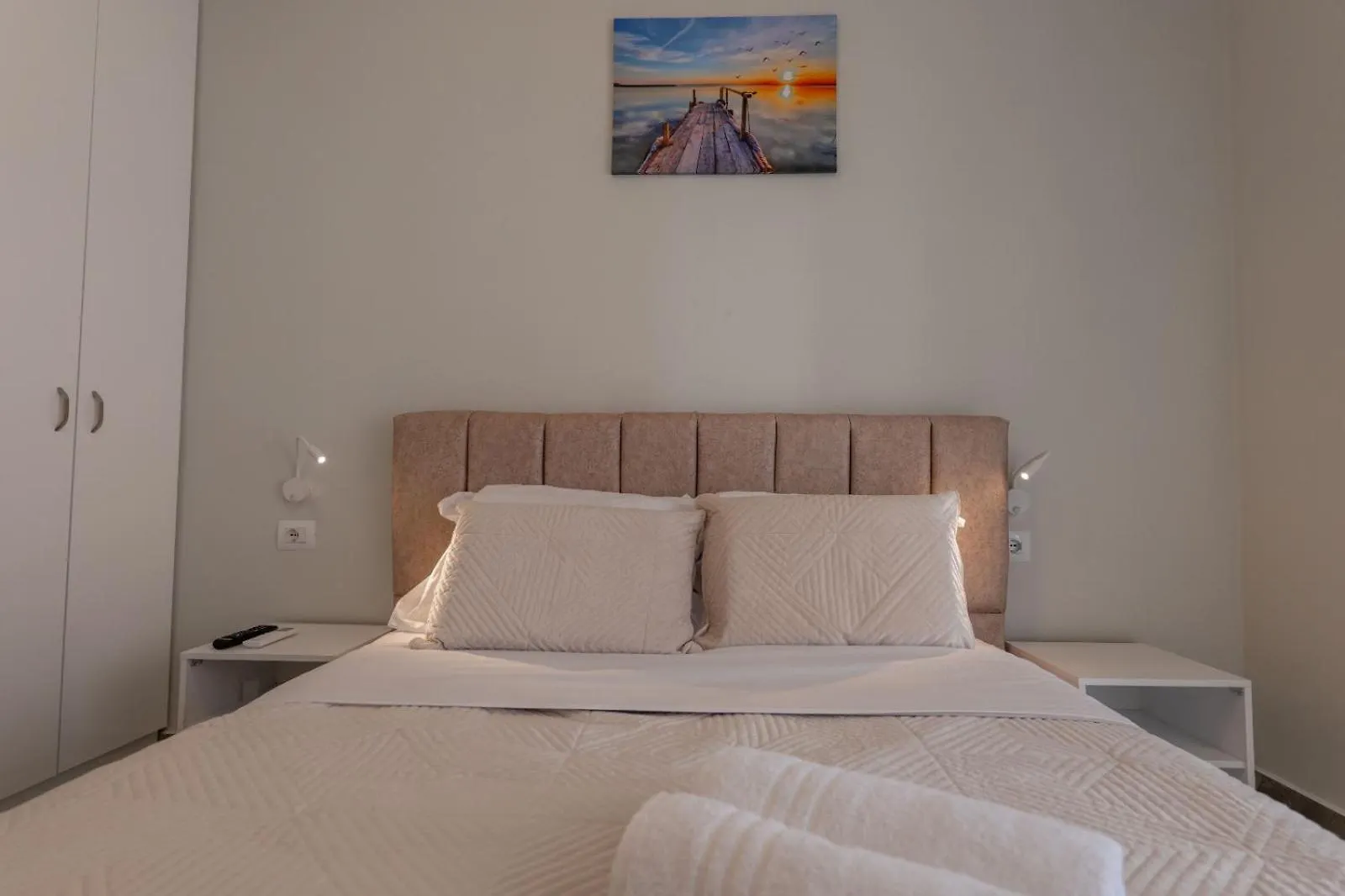 Esel Apartments Sarande 0*,  Albania