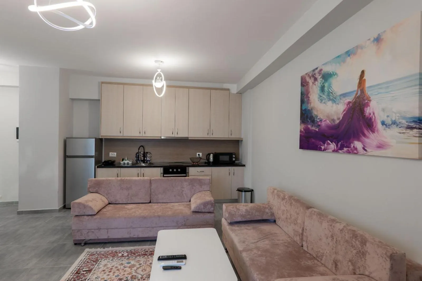 Esel Apartments Sarande