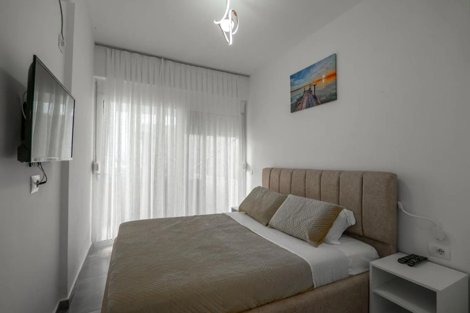 Esel Apartments Sarande Albania