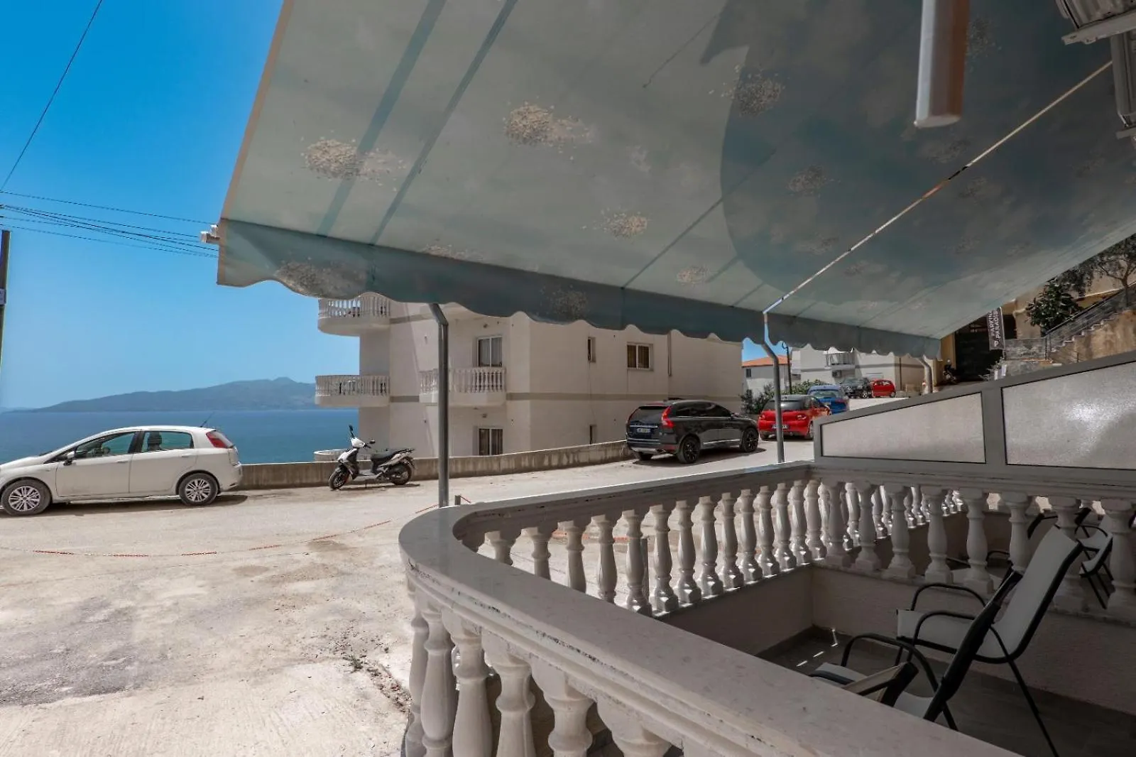 Esel Apartments Sarande 0*,  Albania