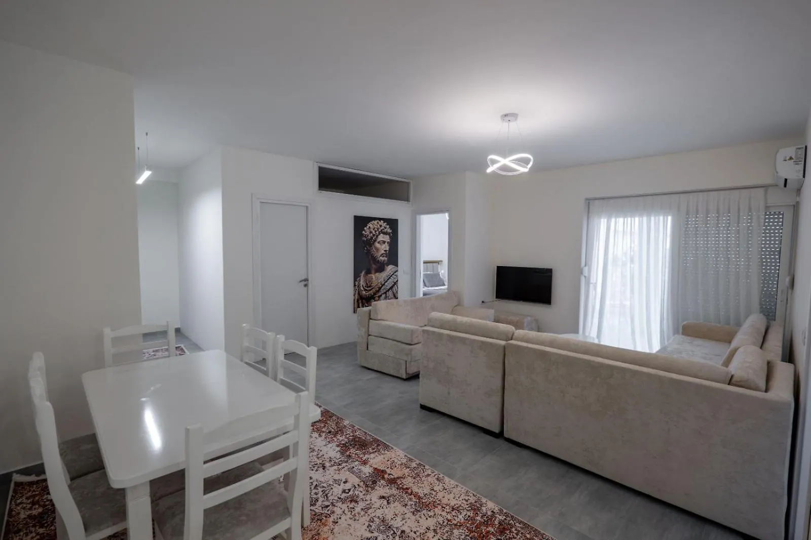 Esel Apartments Sarande