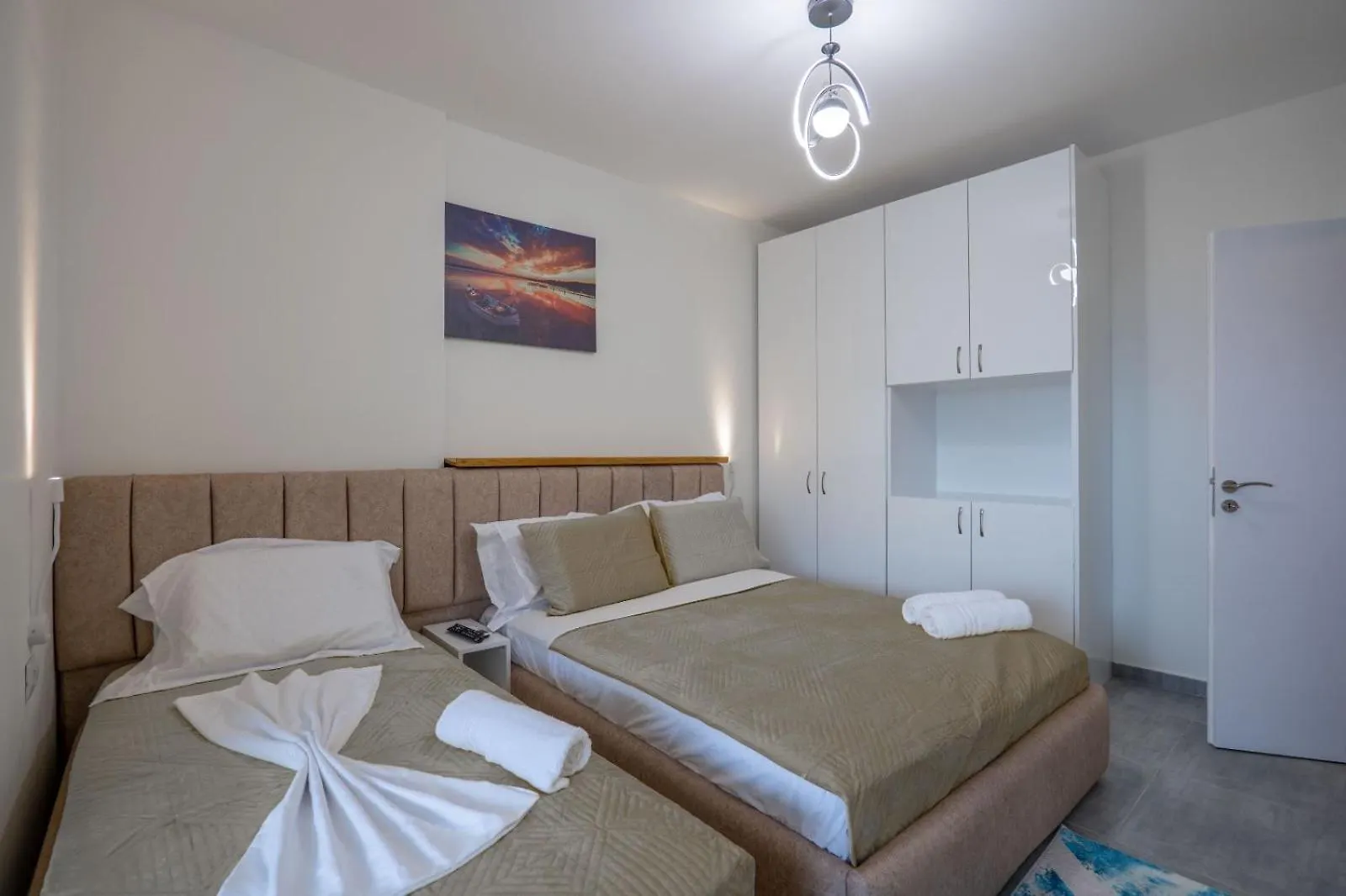 Esel Apartments Sarande Albania
