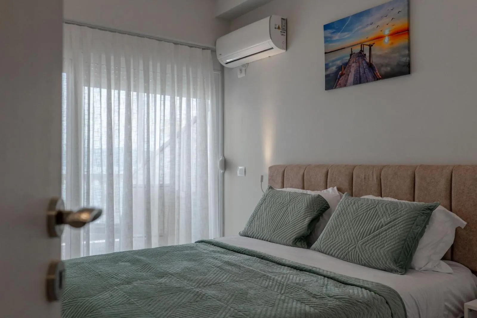 Esel Apartments Sarande Albania