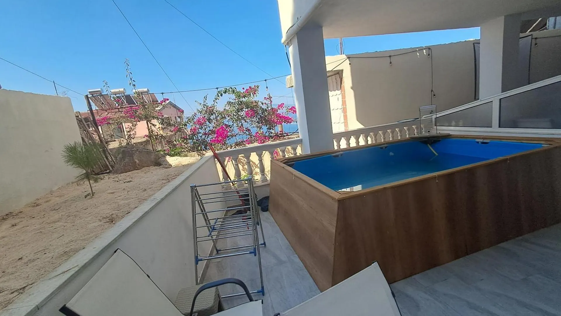 Esel Apartments Sarande
