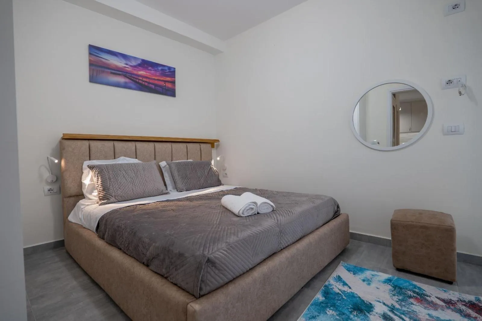 Esel Apartments Sarandë